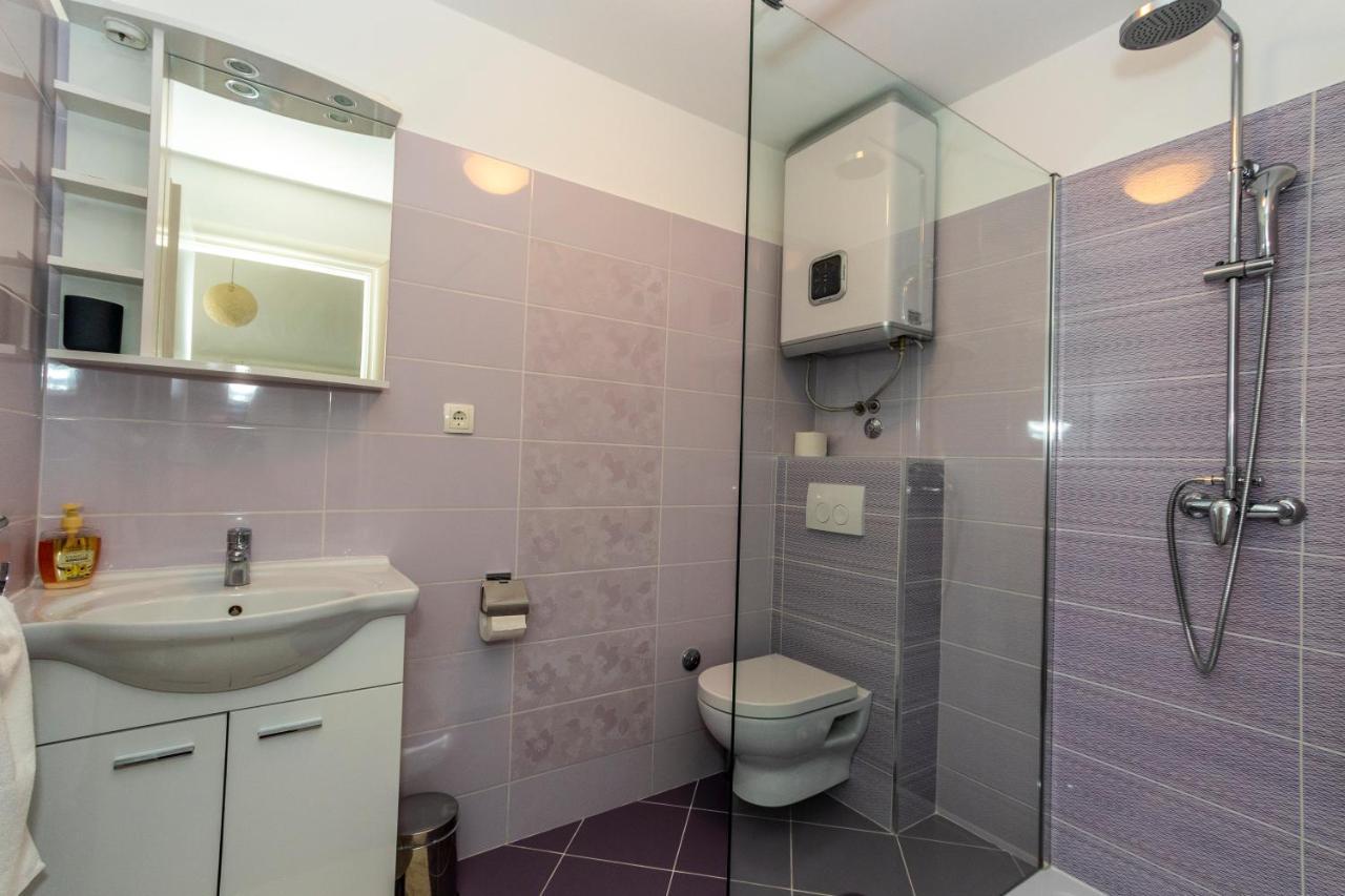 Apartments La Mirage ピロヴァッツ エクステリア 写真
