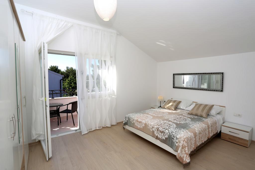 Apartments La Mirage ピロヴァッツ エクステリア 写真