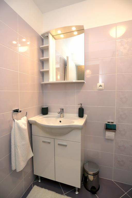 Apartments La Mirage ピロヴァッツ エクステリア 写真